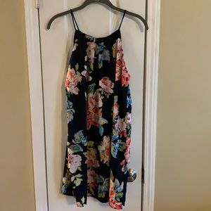Women’s Monteau floral dress, size medium. EUC